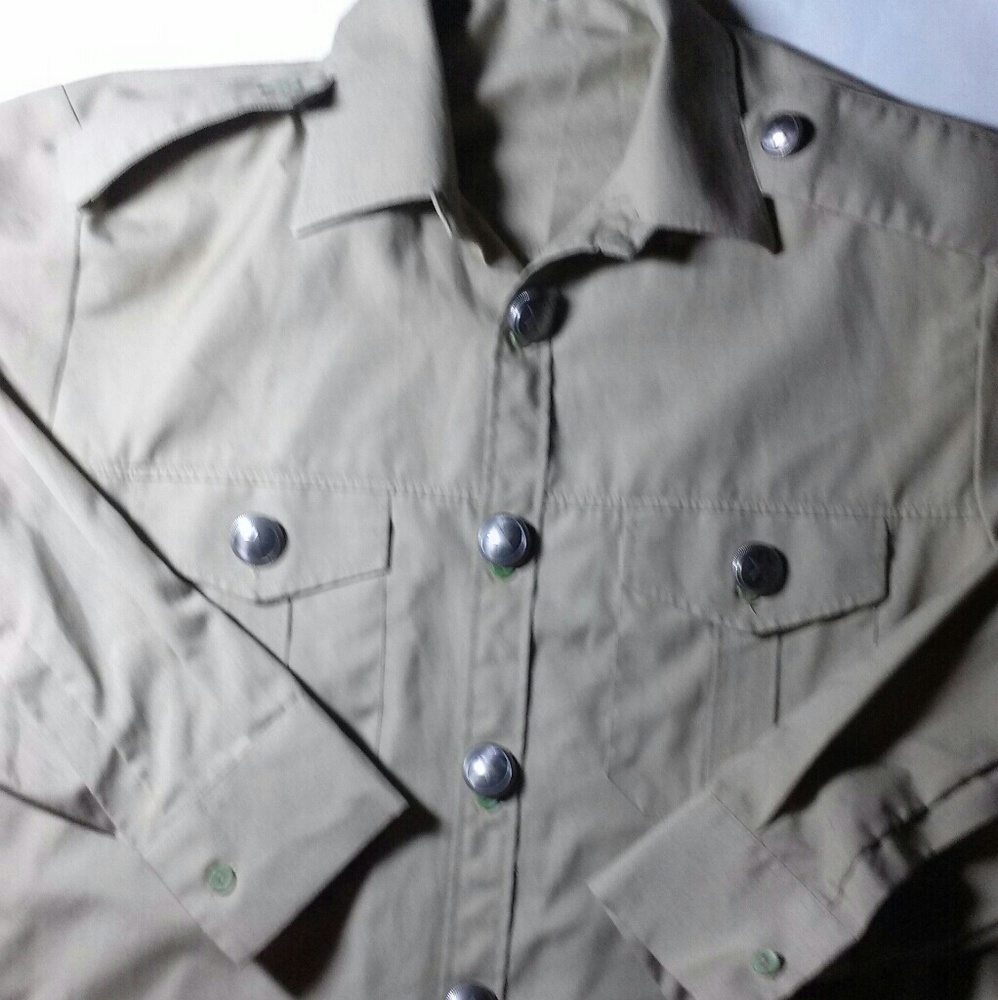 Zornica Mens Button Up Preowned Size M